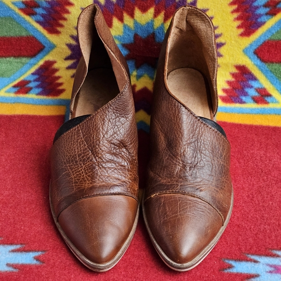 Free People Women's Royale Bootie US 7 / EU 37 Brown Leather Flat Ankle - Picture 1 of 13